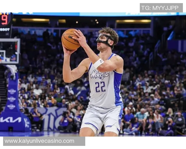 班凯罗砍下32分7篮板三分球贡献25分瓦格纳助力魔术险胜黄蜂